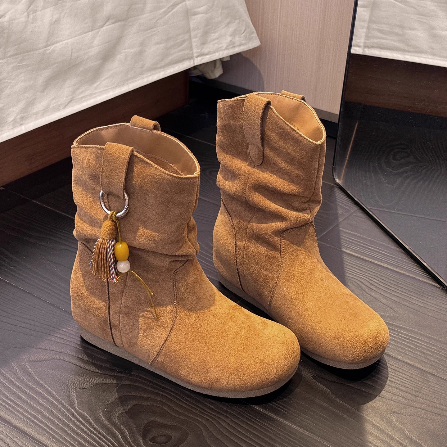 Western Boots - Premium Best Clothing Deal | Everyday Home Deal