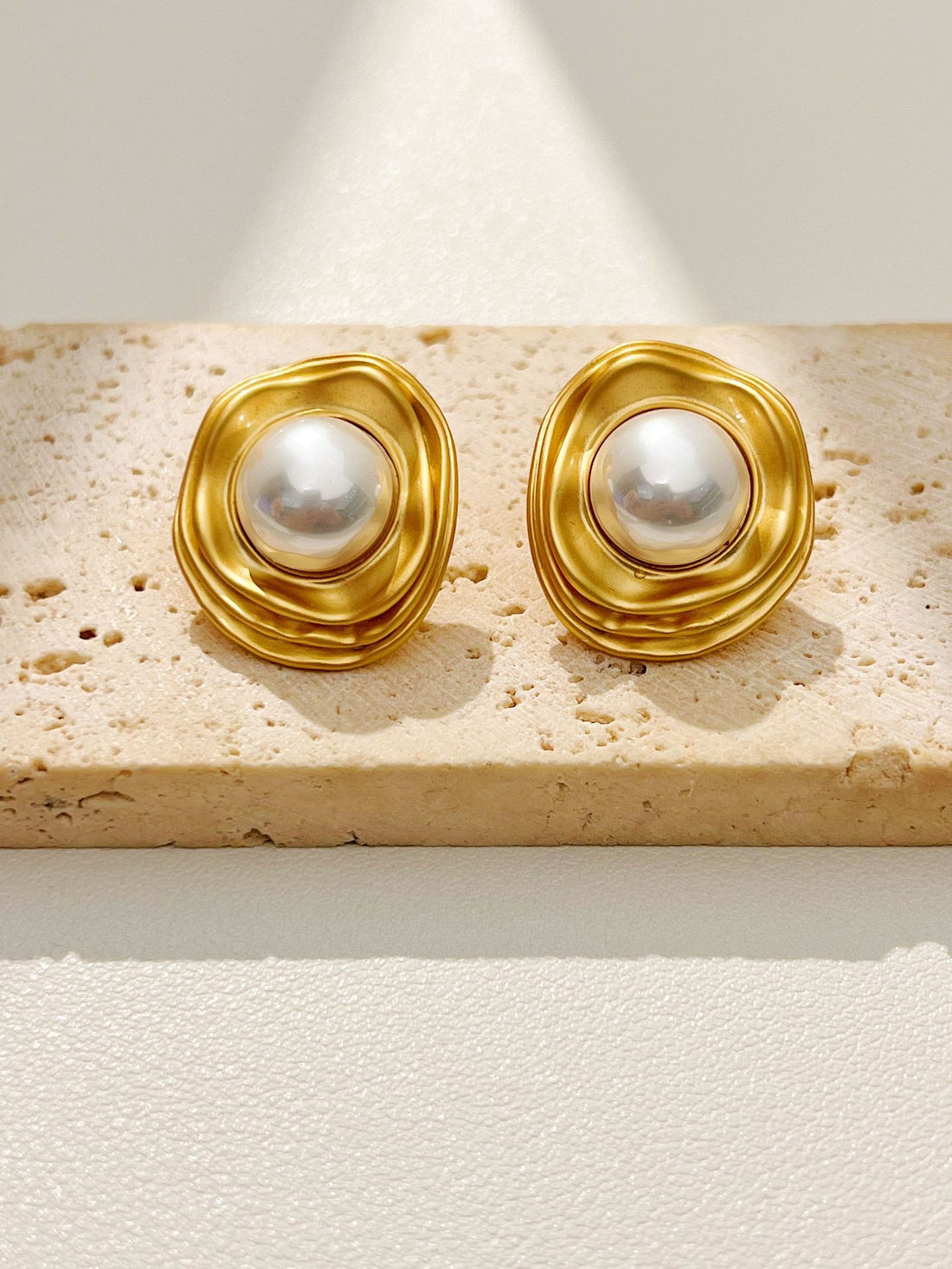Round Stud Earrings | Everyday Home Deal