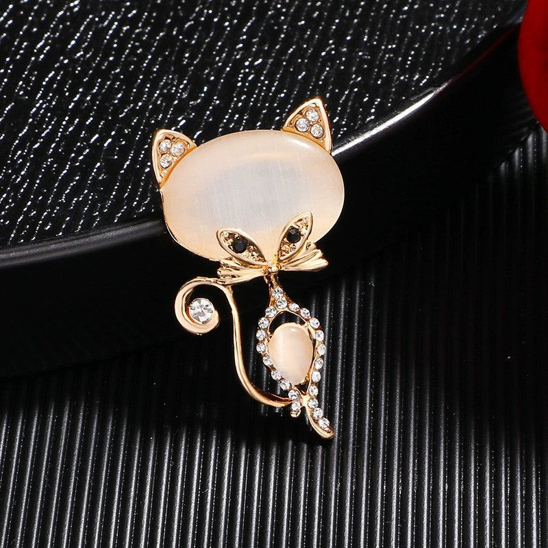 Alloy Brooch - Premium Best Accessory Deal | Everyday Home Deal