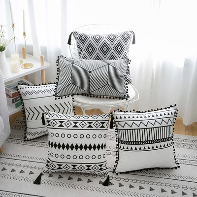 Bohemian Throw Pillow - Premium Best Decor Deal | Everyday Home Deal