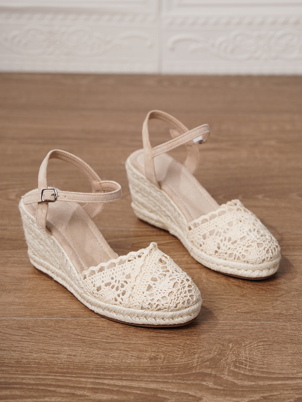 Summer Vacation Mules With Round Toes And Hollowed-out Straw Soles