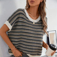 Loose-fitting Figure-flattering Round-neck Sleeveless Top