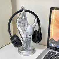 Creative Mechanical Hand Staue, Gaming Controller Holder Stand, Headphone Holder, Necklace Holder, Robot Hand Sculpture, Hand Crafts, Realistic Hand Decor, Modern Home Decor, Gaming Room Decor, Silver