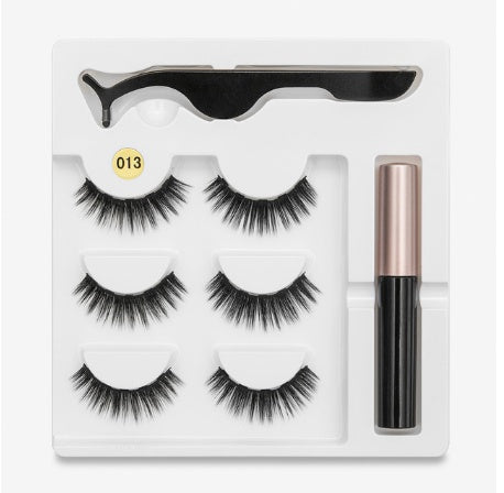 A Pair Of False Eyelashes With Magnets In Fashion | Everyday Home Deal