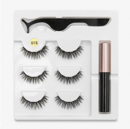 A Pair Of False Eyelashes With Magnets In Fashion | Everyday Home Deal