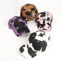 Cow Pattern Glossy Board Print Adjustable Simple And Versatile Style Peaked Cap Suitable For Outings, Entertainment And Shopping