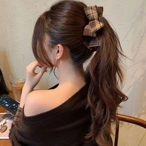 Bun-style Ponytail Clip - Premium Best Clothing Deal | Everyday Home Deal