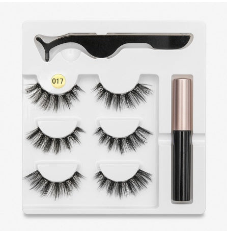 A Pair Of False Eyelashes With Magnets In Fashion | Everyday Home Deal