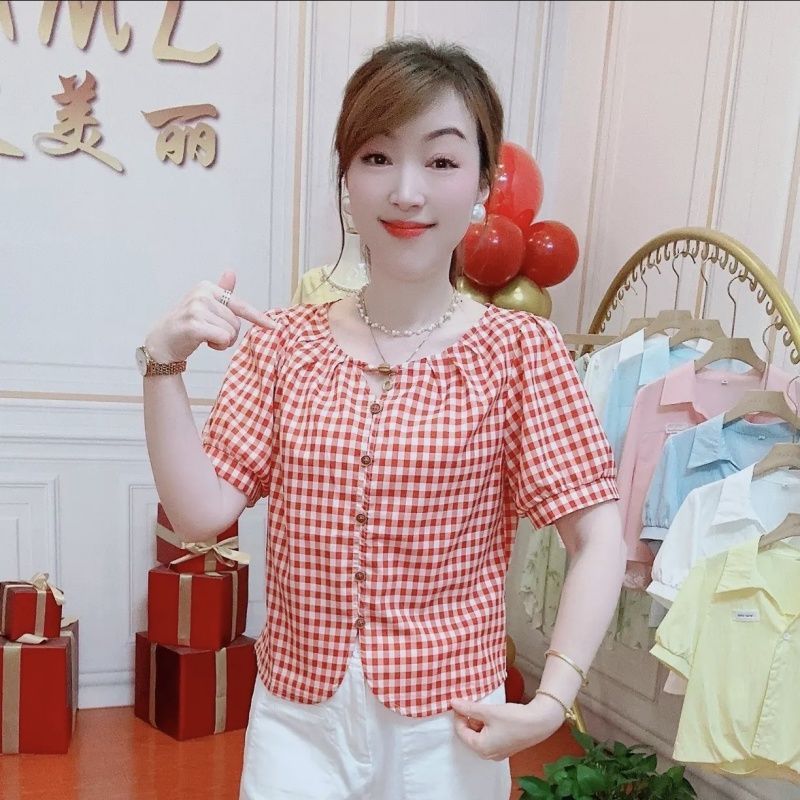 Checkered Fashion Top - Best Premium Clothing Deal | Everyday Home Deal