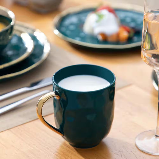 Sweet 16-Piece Dark Green Golden Edge Stoneware Dinnerware Set (Service for 4)