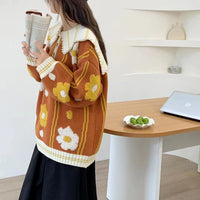 Sweet Style A Thick-knit Sweater With A Doll Collar