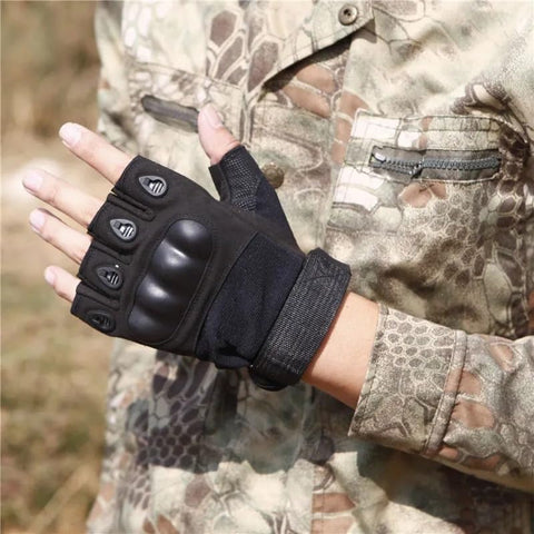 Anti-Slip Gloves - Best Premium Clothing Deal | Everyday Home Deal