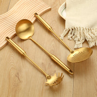Soup Leak Hot Pot – Spoon Thickened Golden