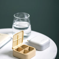 Portable Sealed Pill Storage Box – Compartmentalized Mini Medicine