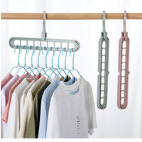 Multifunctional Magic Hanger – Foldable Nine Holes