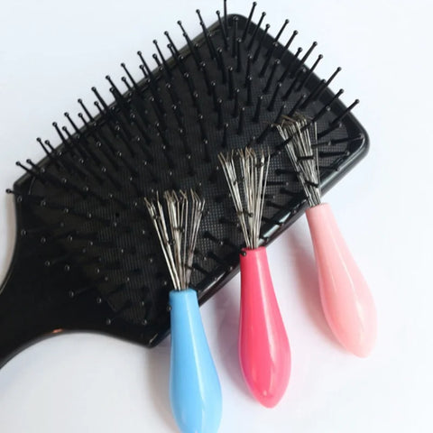 Comb Hair Brush – Cleaner Plastic Handle