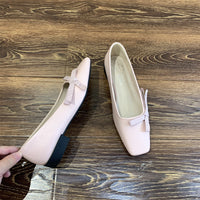 Milk-yellow Square-toe Low-cut Gentle Pumps