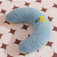 Little Pillow For Cats Fashion Neck Protector Deep Sleep Puppy U-Shaped Pillow Pets Pillow Kitten Headrest Dog Sleeping Pillow Pet Products