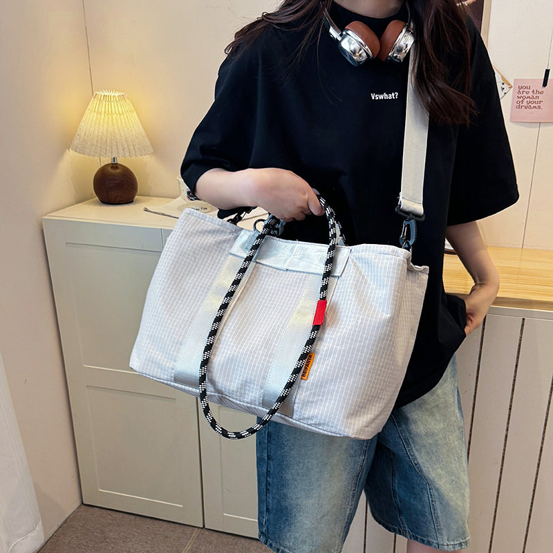 Grid Pattern Tote Bag - Best Premium Clothing Deal | Everyday Home Deal