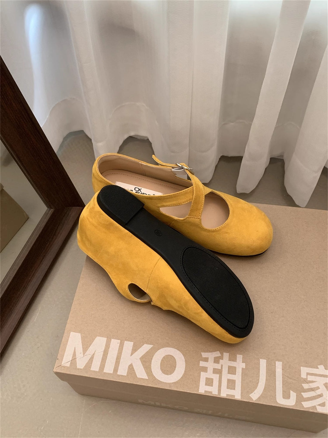 Women's Retro Round-Toe Shoes With Hidden Platform & Thick Sole | Everyday Home Deal