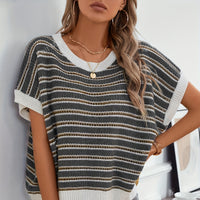 Loose-fitting Figure-flattering Round-neck Sleeveless Top